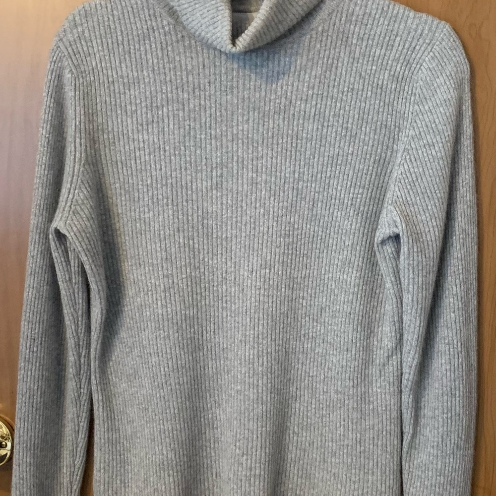 Madison Studio Light Gray Cashmere Ribbed Turtleneck Sweater